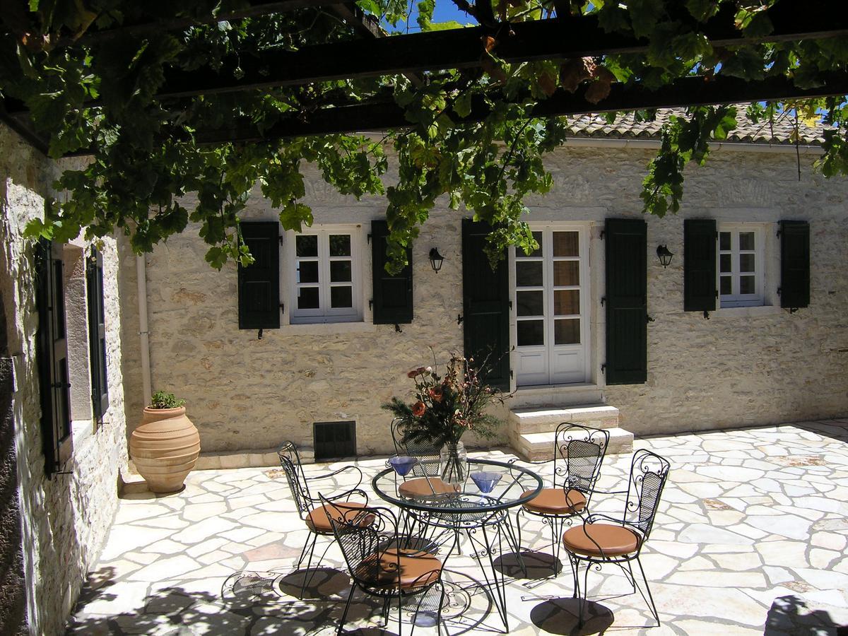 Traditional Stone Villa Olympia Viggla Buitenkant foto